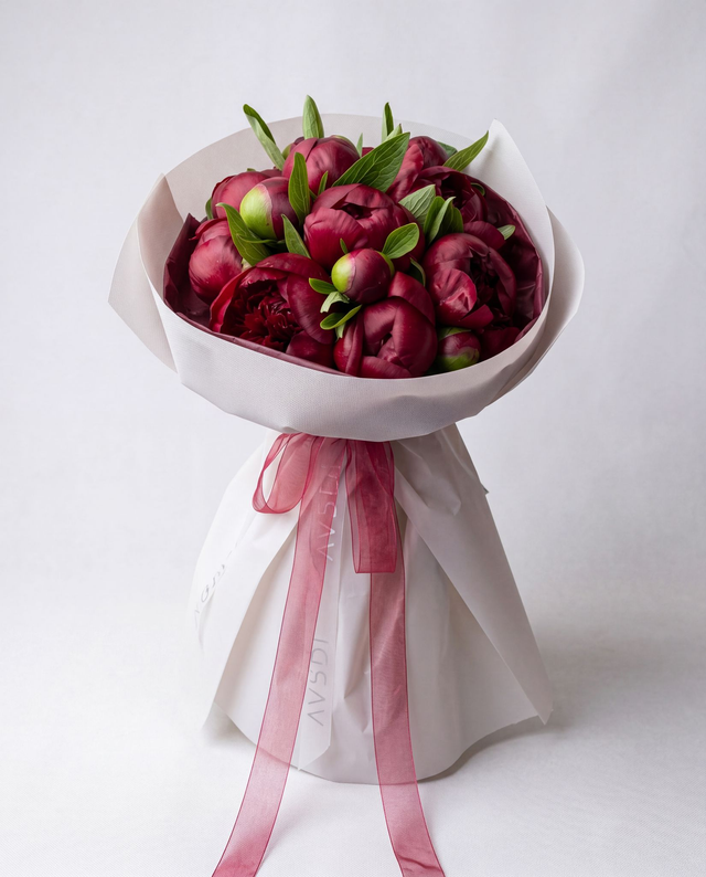 Red Charm — صورة 1